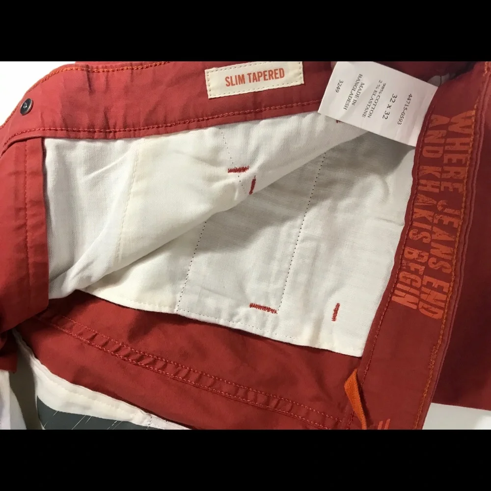 Dockers SAMPLE khakis 32